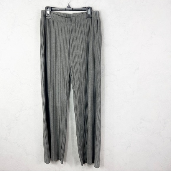 [Lindex] - Picture 1 of 3